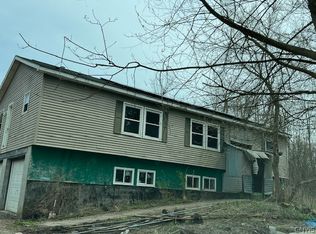 1954 Schoolheimer Rd, Canastota, NY 13032