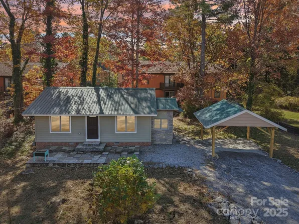 1749 Haywood Rd, Hendersonville, NC 28791