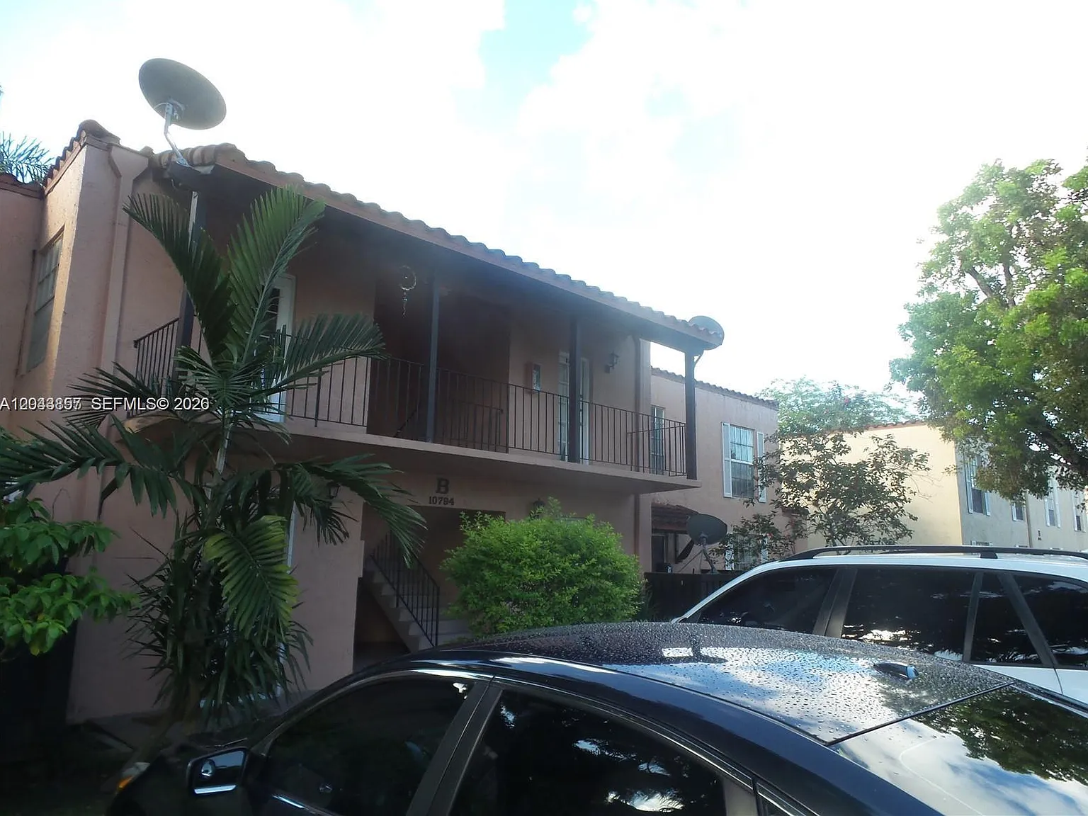 Spanish Trace Condo — Photo 4
