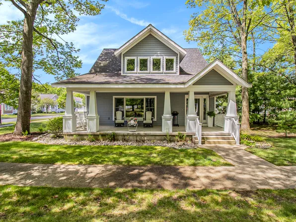 29 Kenneth St, Pentwater, MI 49449