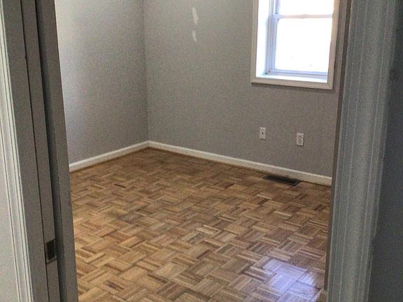 3rd image of 356 N Front St Floor 1