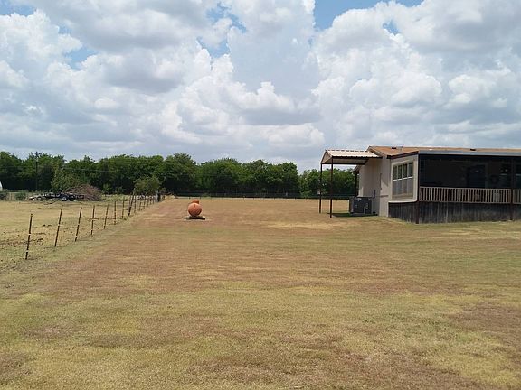 4th image of 6117 County Road 915