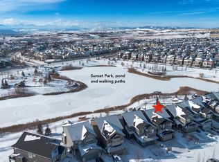 69 E Sundown Grv, Cochrane, AB T4C0X5