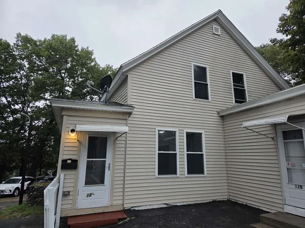 12C Charles St, Nashua, NH 03064