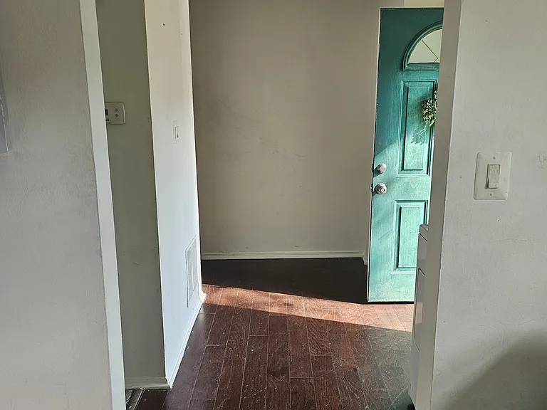 9044 Bonham Cir — Photo 8