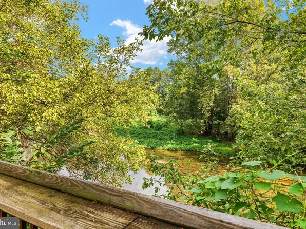 4136 Us Highway 211 W, Luray, VA 22835