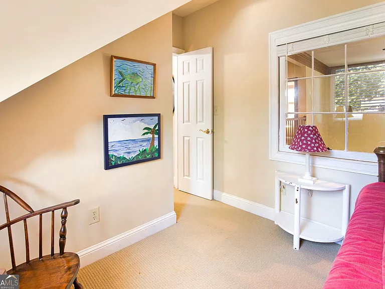 1060 Emerald View Dr — Photo 32