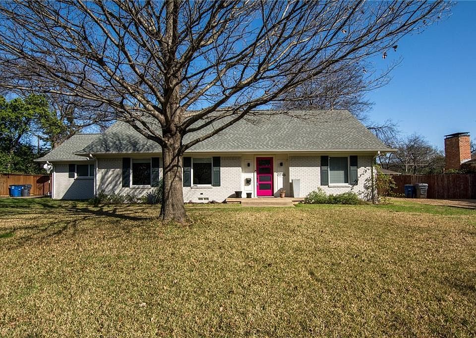 1st image of 10746 Royal Springs Dr