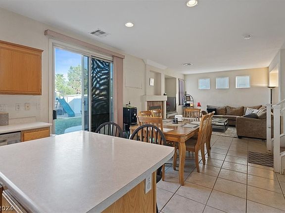5th image of 3042 Lapis Beach Dr