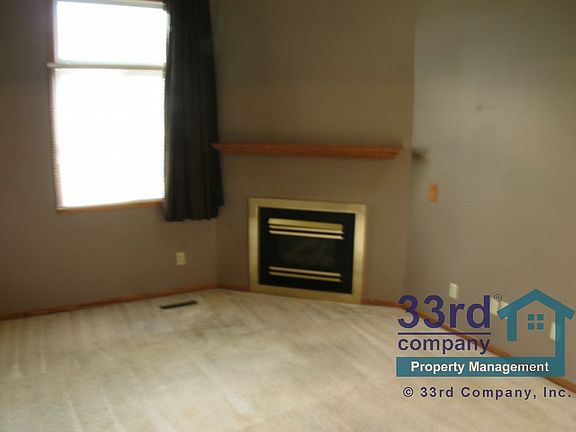 2nd image of 2581 Bedford Ct