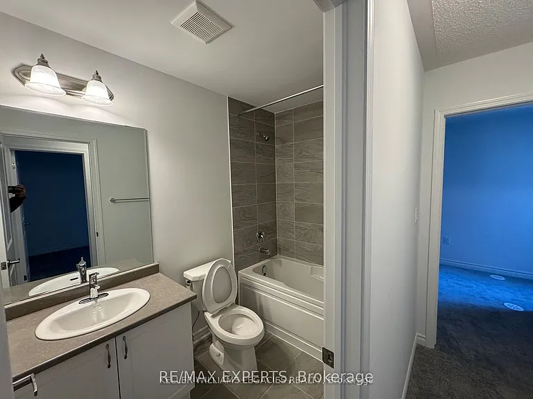 181 Keppel Cir — Photo 9