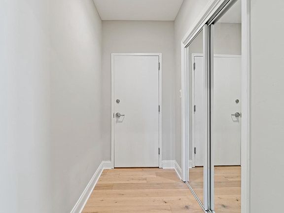 5th image of 103 Kennedy St NW #101