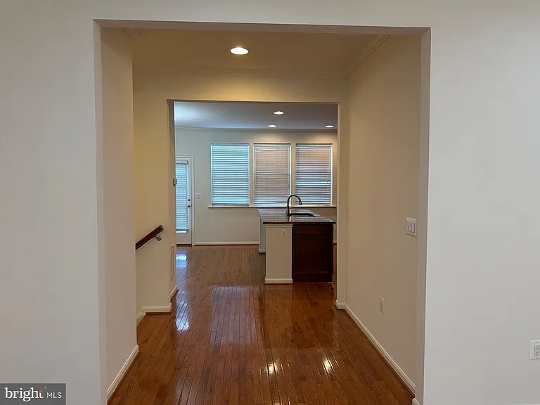 25646 Pleasant Valley Rd — Photo 9