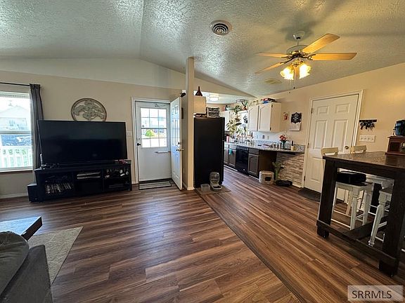 5th image of 2802 Pam Cir