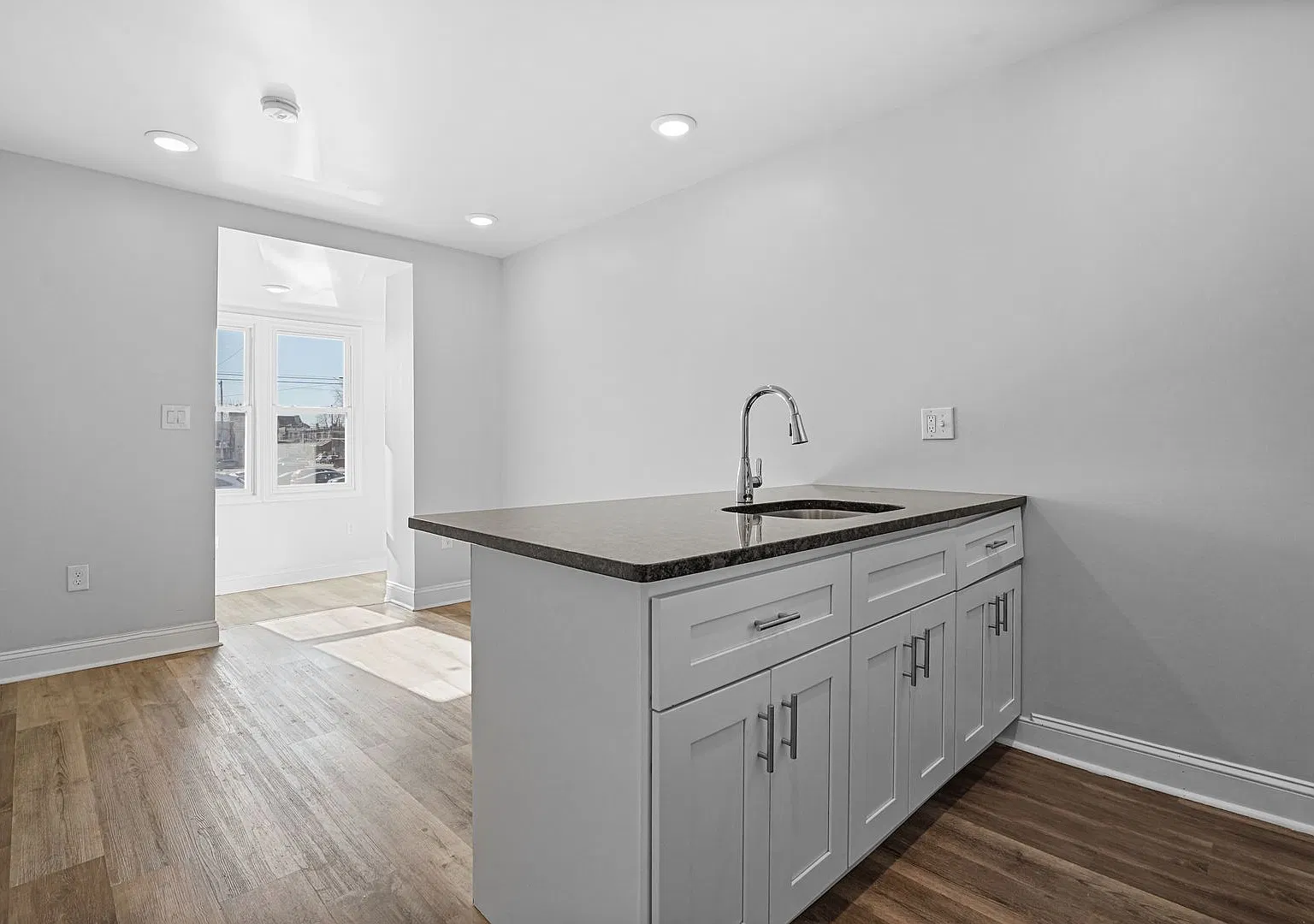 6045 Hazel Ave, — Photo 3