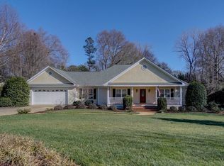 216 Coburn Dr, Spartanburg, SC 29302