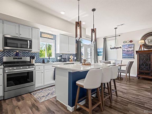 3rd image of 1158 Oak Circle