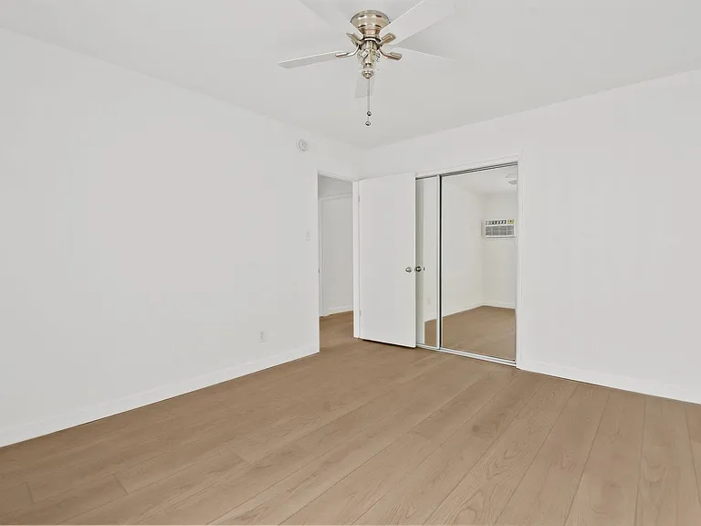 1550 Saltair Ave, prime West LA location! — Photo 16