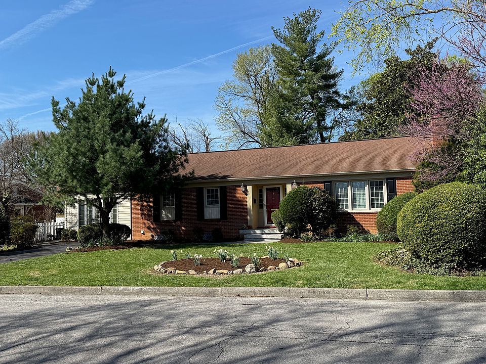 1st image of 423 Highfield Rd
