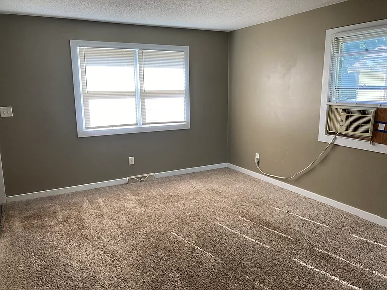 3428 Bramble Ave SW — Photo 17