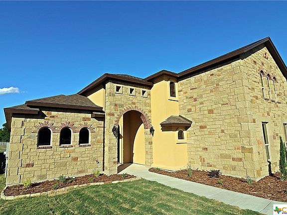 3rd image of 1021 Woodland Bend Cir