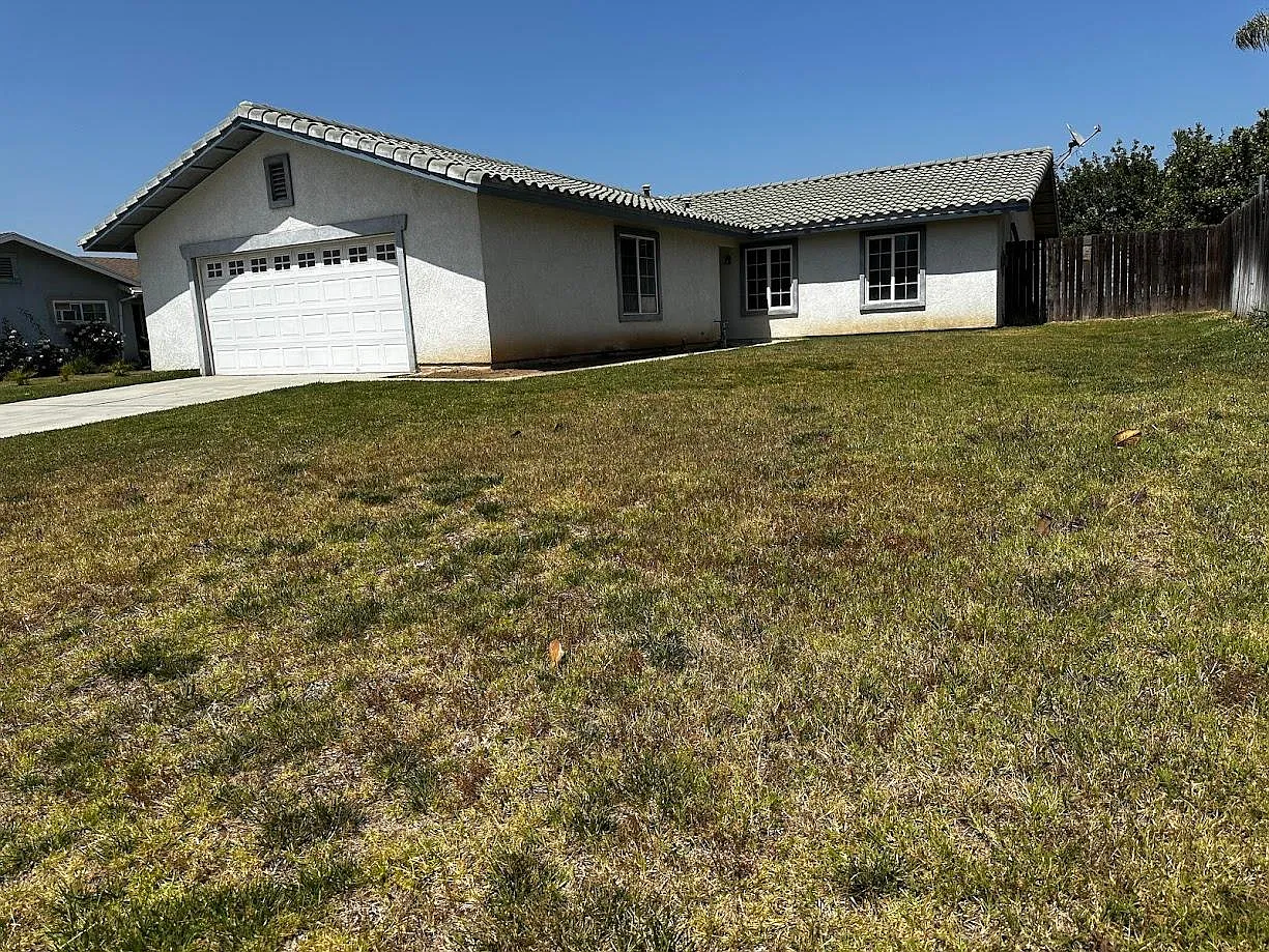 4 bed, 1120 sqft, $3,150 — Photo 2