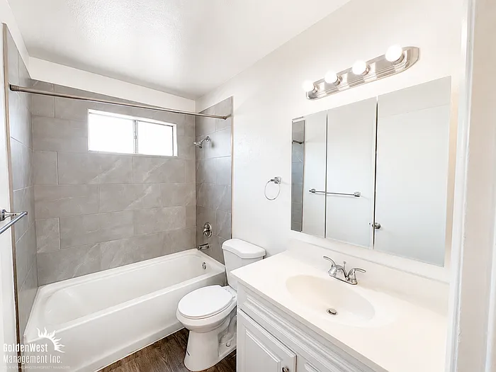 6818 N 17th Ave #10 — Photo 6