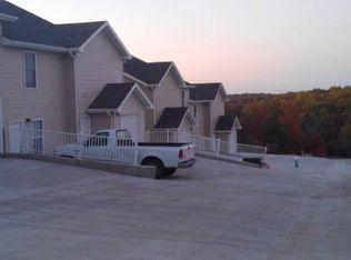 15 Palm Gardens Dr, Camdenton, MO 65020
