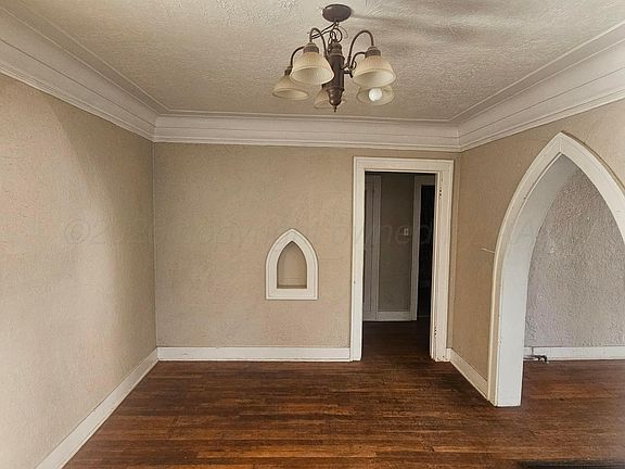 15th image of 3906 S Tyler St