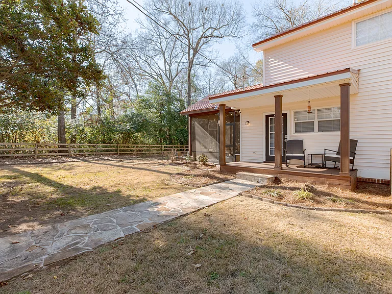 332 Hunt Rd — Photo 99