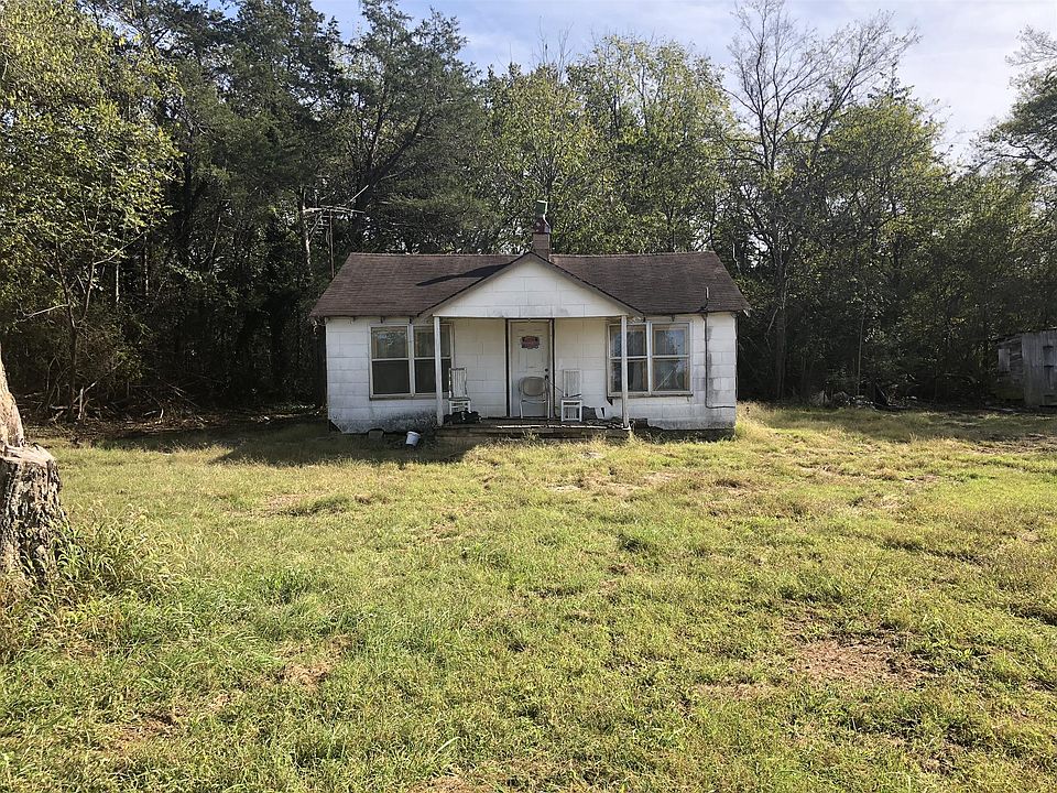 1st image of 2428 Halls Hill Pike