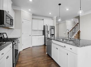 211 Pollyanna Dr, Greenville, SC 29605