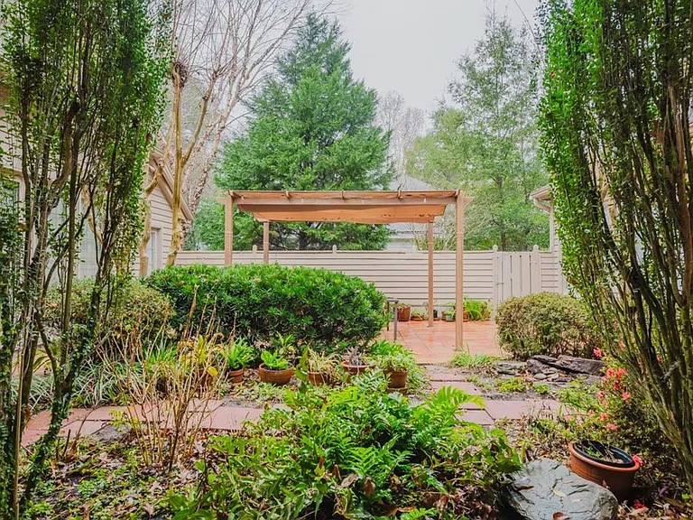 6 Sheldon Ln — Photo 48