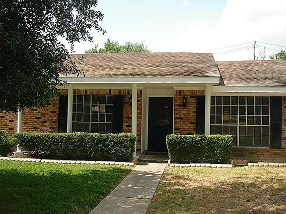 2nd image of 12518 Whittington Dr