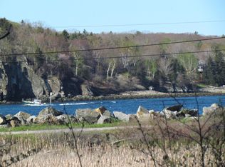 24 Edwards St, Portland, ME 04102