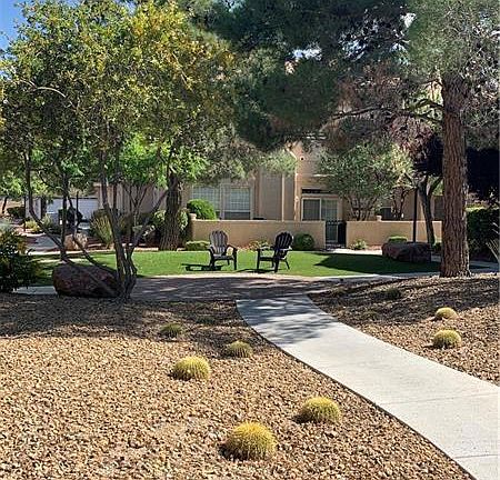 3rd image of 5201 S Torrey Pines Dr Unit 1226