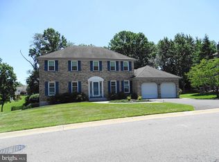 6 Woodward Dr, Wilmington, DE 19808