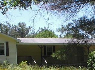 401 Clark Cir, Hull, GA 30646