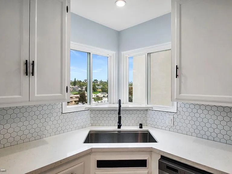 4250 Blackton Dr — Photo 13