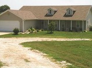 15009 Gazelle Dr, Neosho, MO 64850