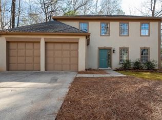 12095 Wallace Woods Ln, Alpharetta, GA 30004