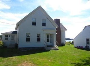 26 Langsford Rd, Kennebunkport, ME 04046