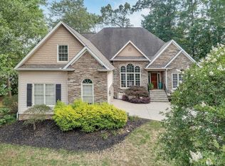 9 Mendenhall Ct, Simpsonville, SC 29681