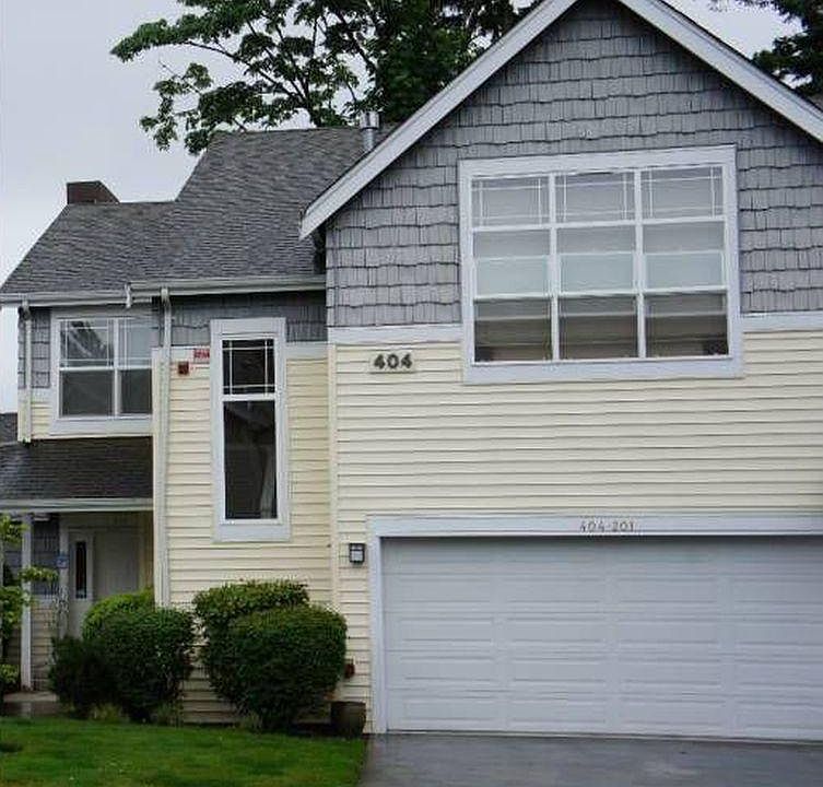 Craftsman style exterior with 2-Car Garage