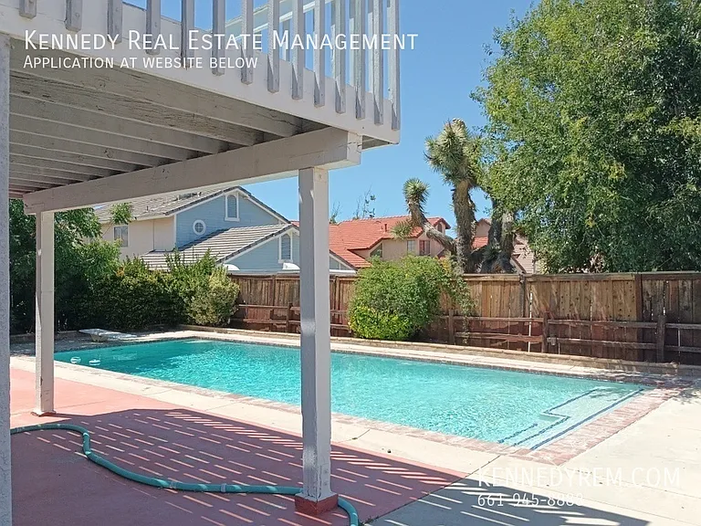 2145 W Avenue P8 — Photo 28