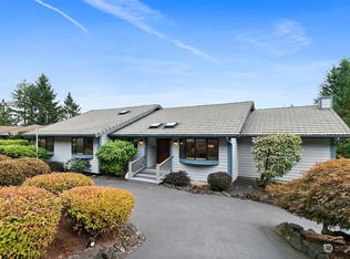 231 E Rainier Ct, Allyn, WA