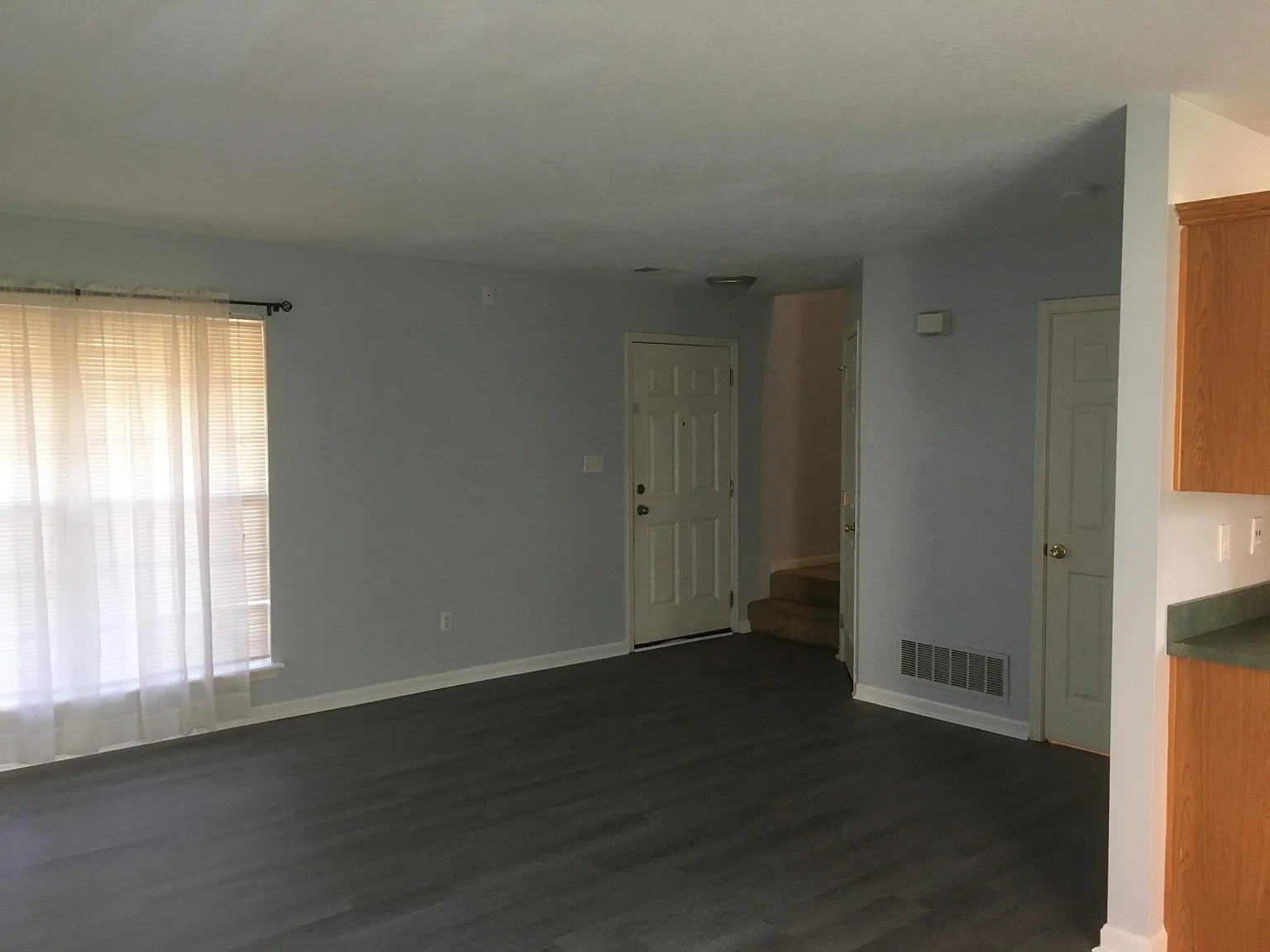 10508 Harrogate Ct — Photo 3
