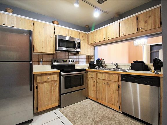 5th image of 5208 VIA HACIENDA CIRCLE #A201