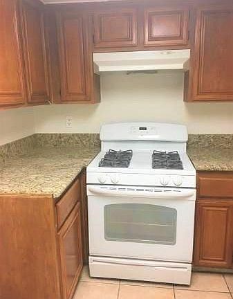 Newer Kitchen Cabinets and Appliances