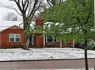 432 Raven St, Martin, TN 38237